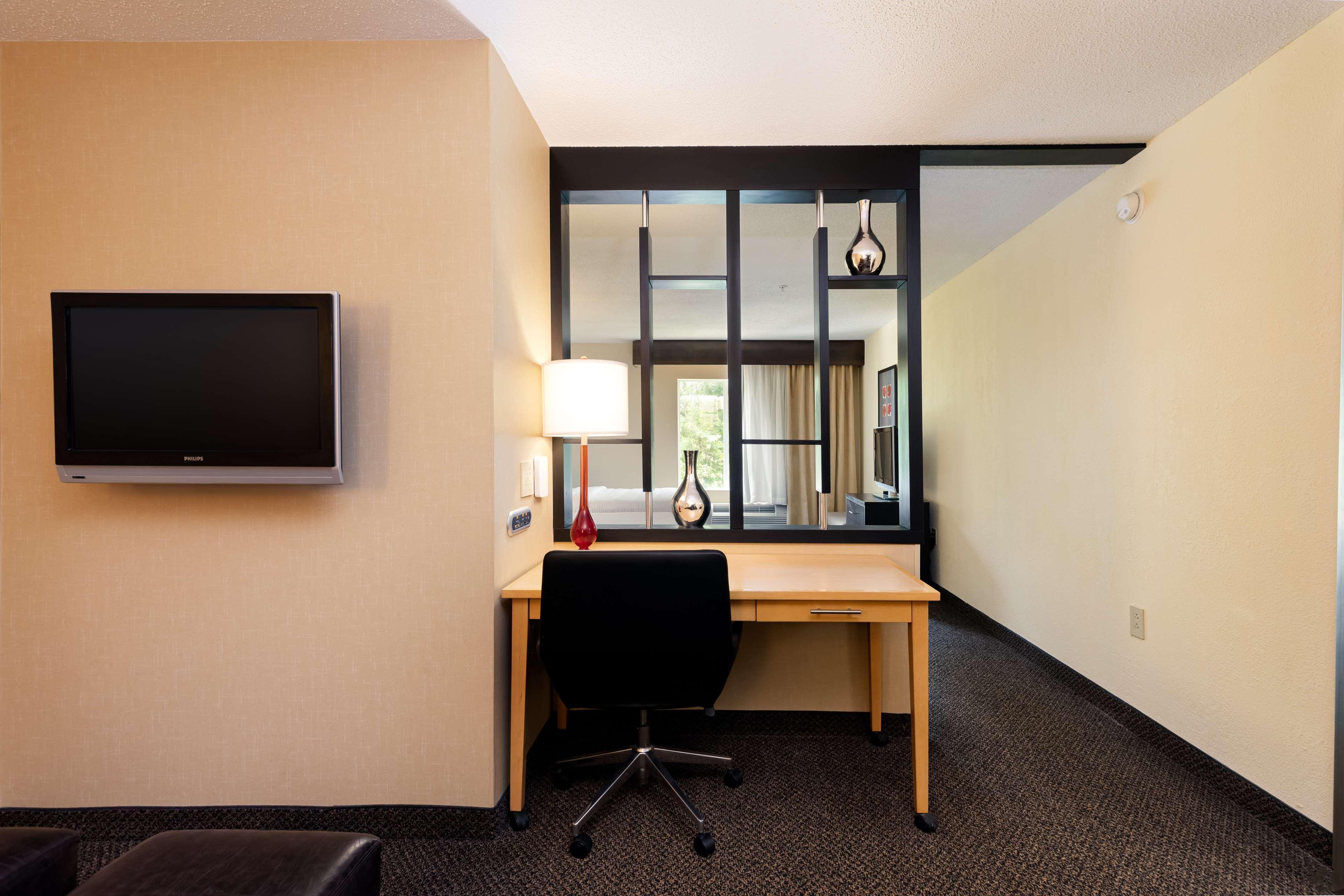 Doubletree By Hilton Hotel Savannah Airport Exterior photo