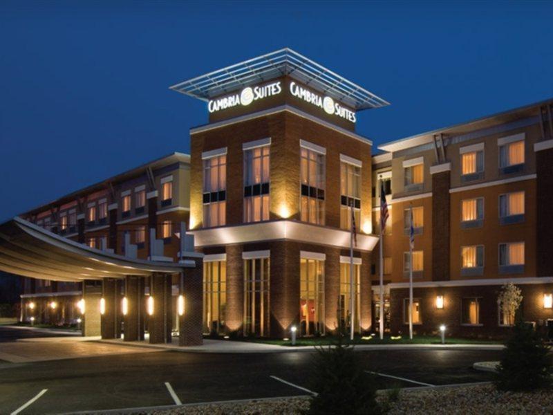 Doubletree By Hilton Hotel Savannah Airport Exterior photo